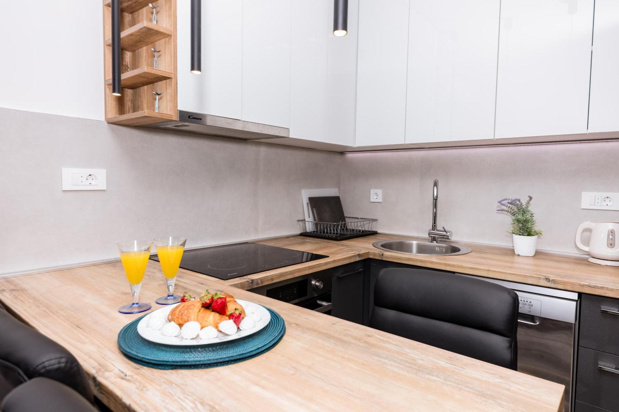 Paun Apartment Kotor Exterior photo